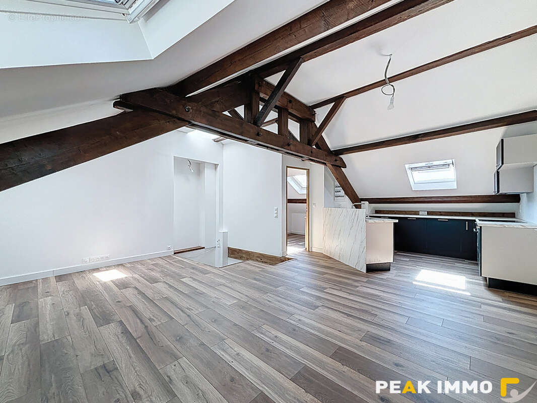 Appartement à AIX-LES-BAINS