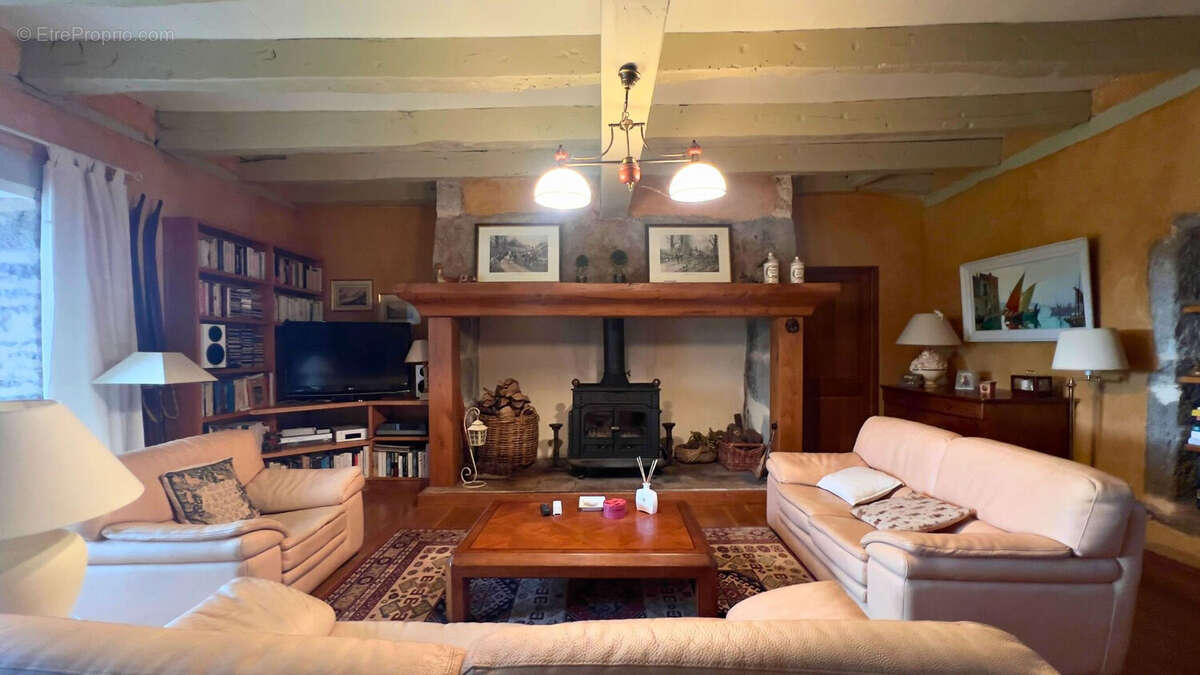 Propriété de charme avec dépendances et 7 hectares dans le lot - photo 8