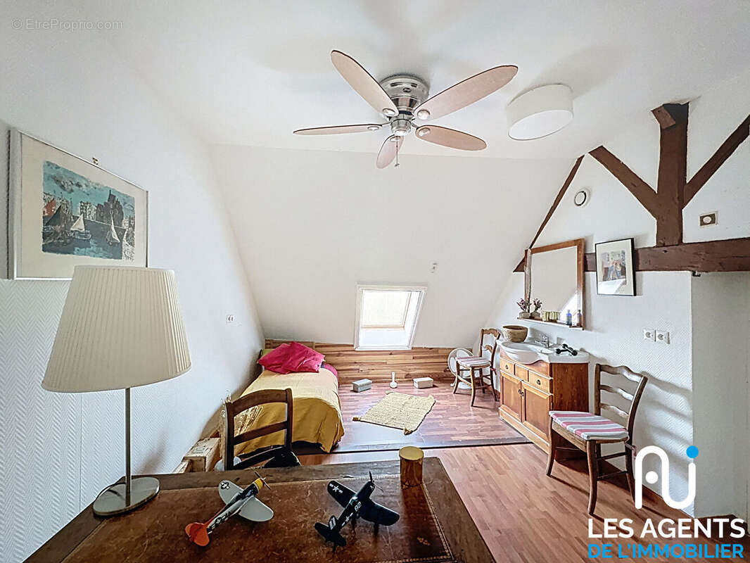 Maison à HUISSEAU-SUR-MAUVES