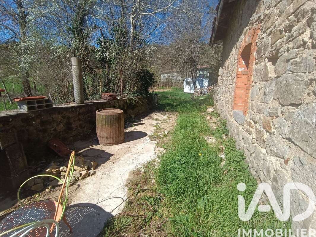 Photo 4 - Maison à SAUVESSANGES