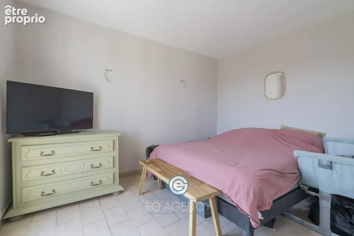 Appartement 4 pièces 80 m² à vendre à Marseille-10e (13010) - photo 6