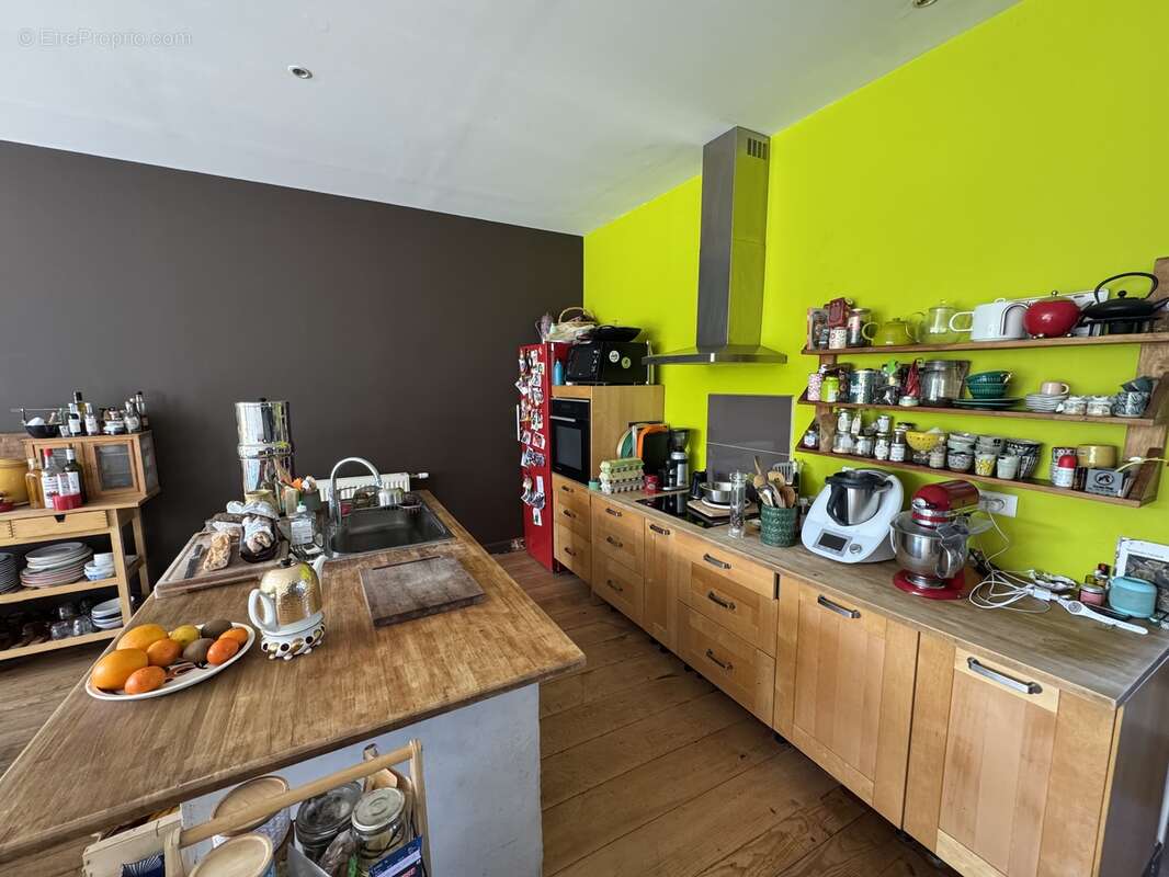 Maison à BARBEZIEUX-SAINT-HILAIRE