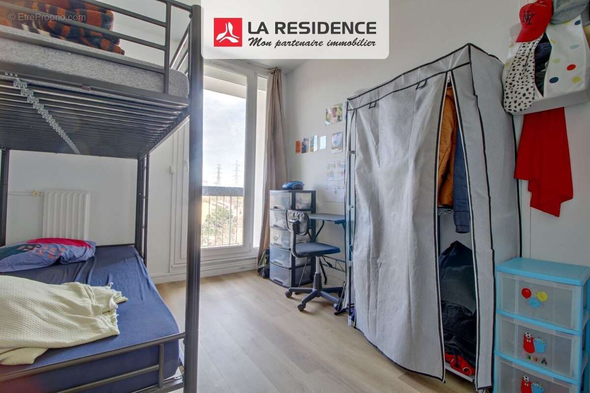 Appartement 81 m² à Cergy  - photo 7