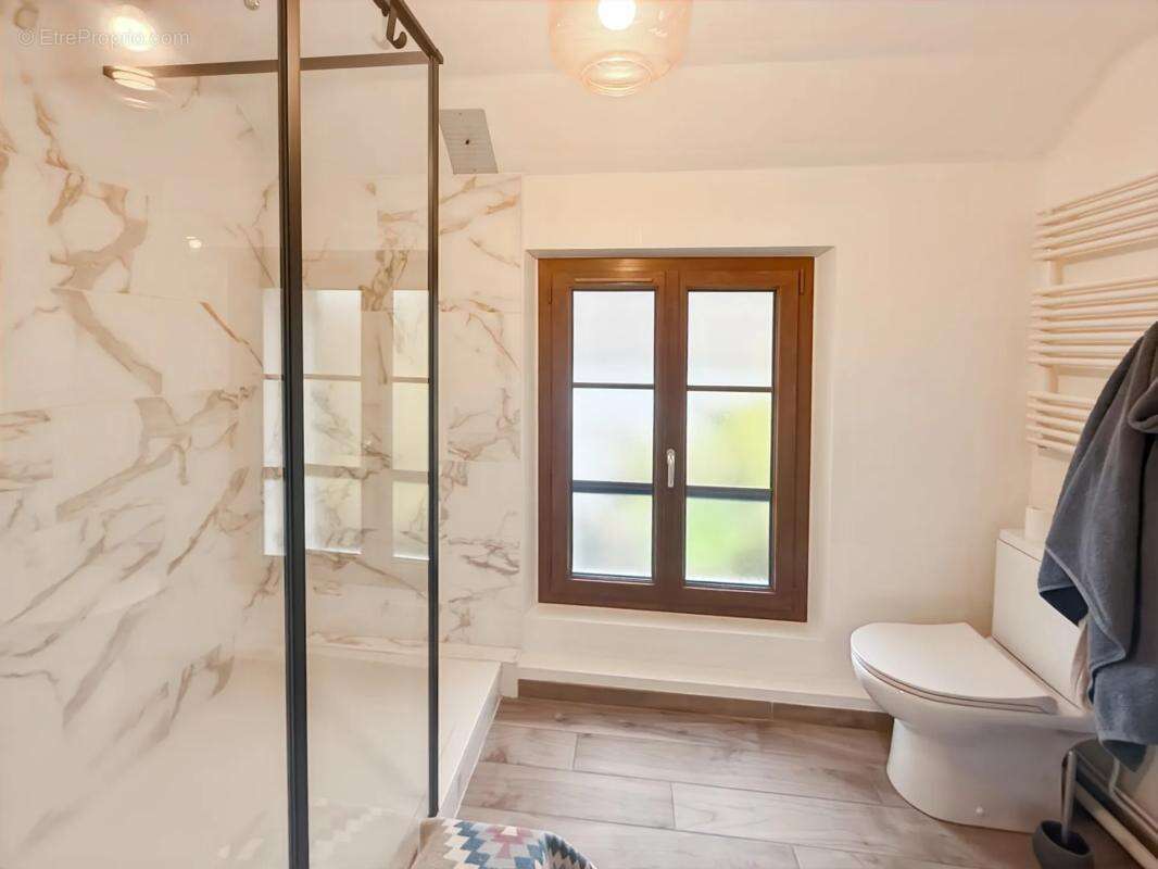 Maison à LIMETZ-VILLEZ