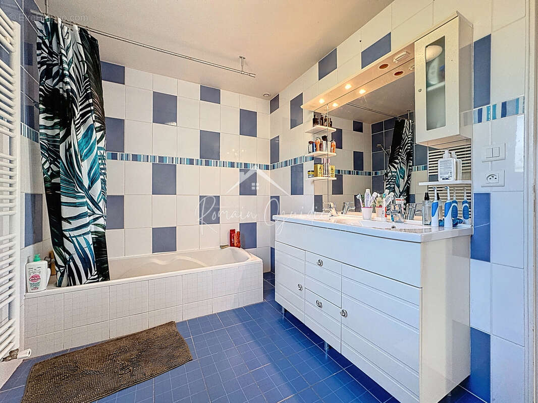 Maison à SAINT-ROME-DE-CERNON