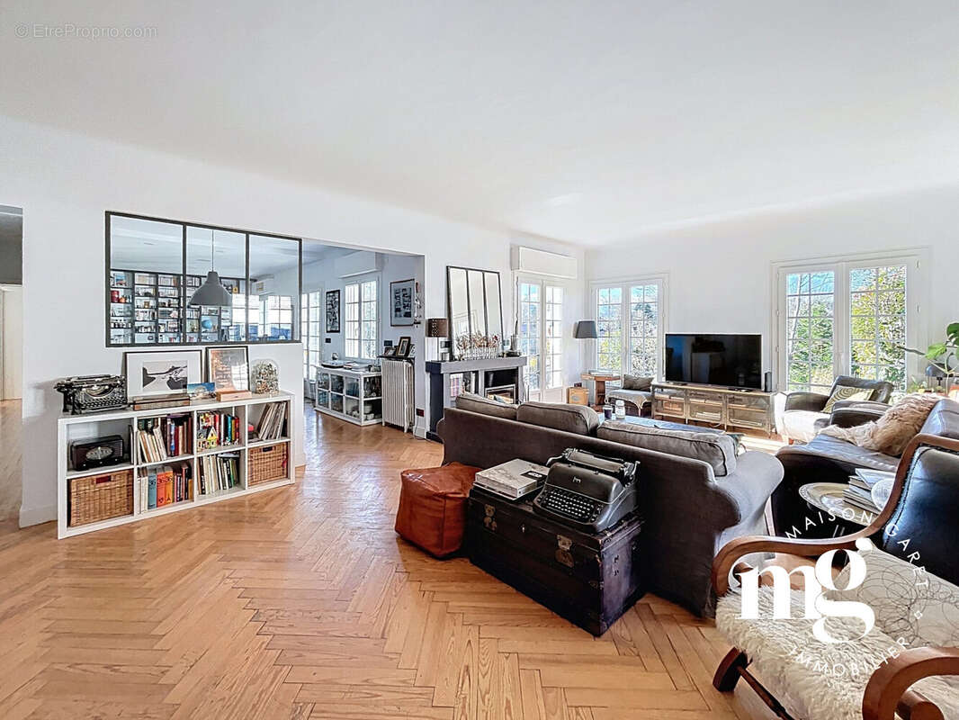 Maison 192 m² à Saint-Jean-De-Luz  - photo 6