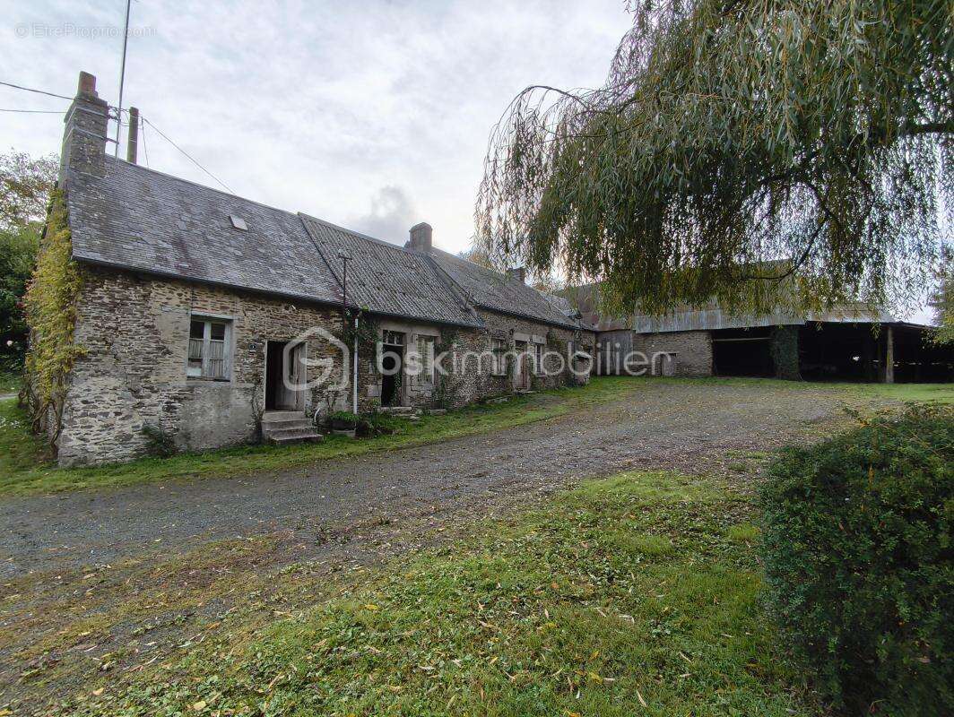 Maison à SAINT-CYR-EN-PAIL