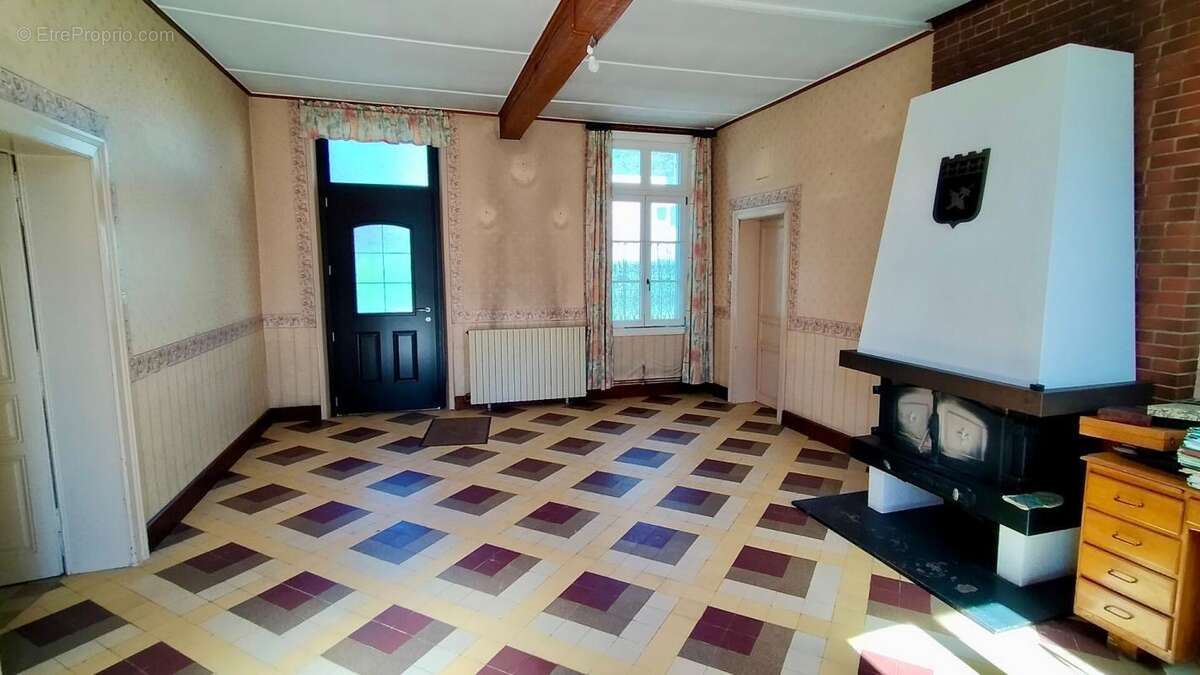 Maison à DOMART-EN-PONTHIEU