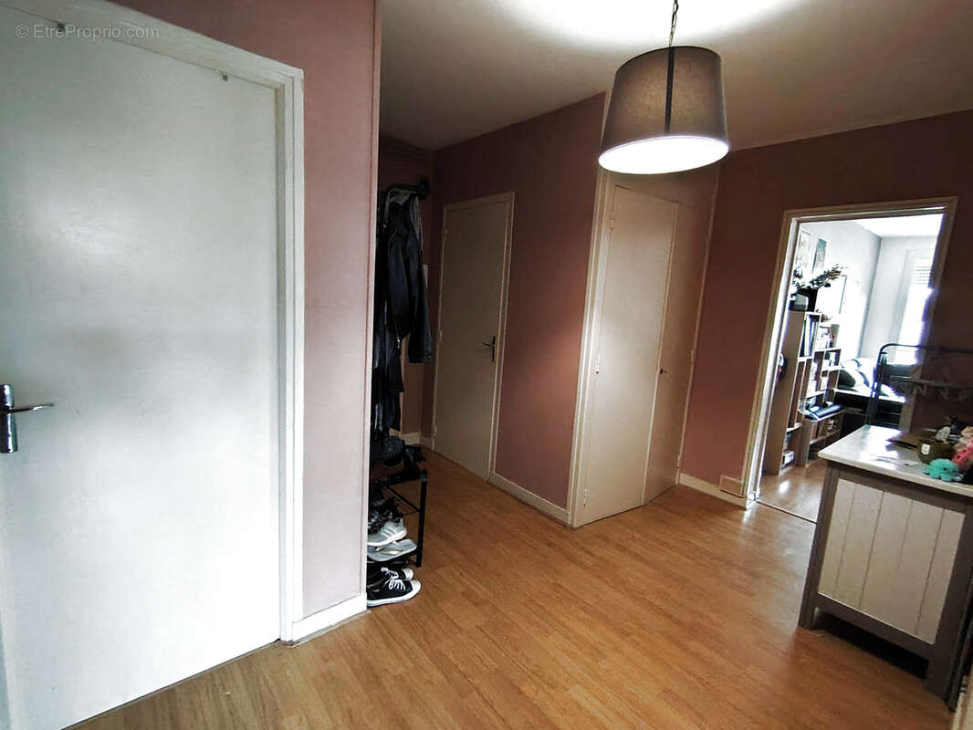 Appartement à HEROUVILLE-SAINT-CLAIR