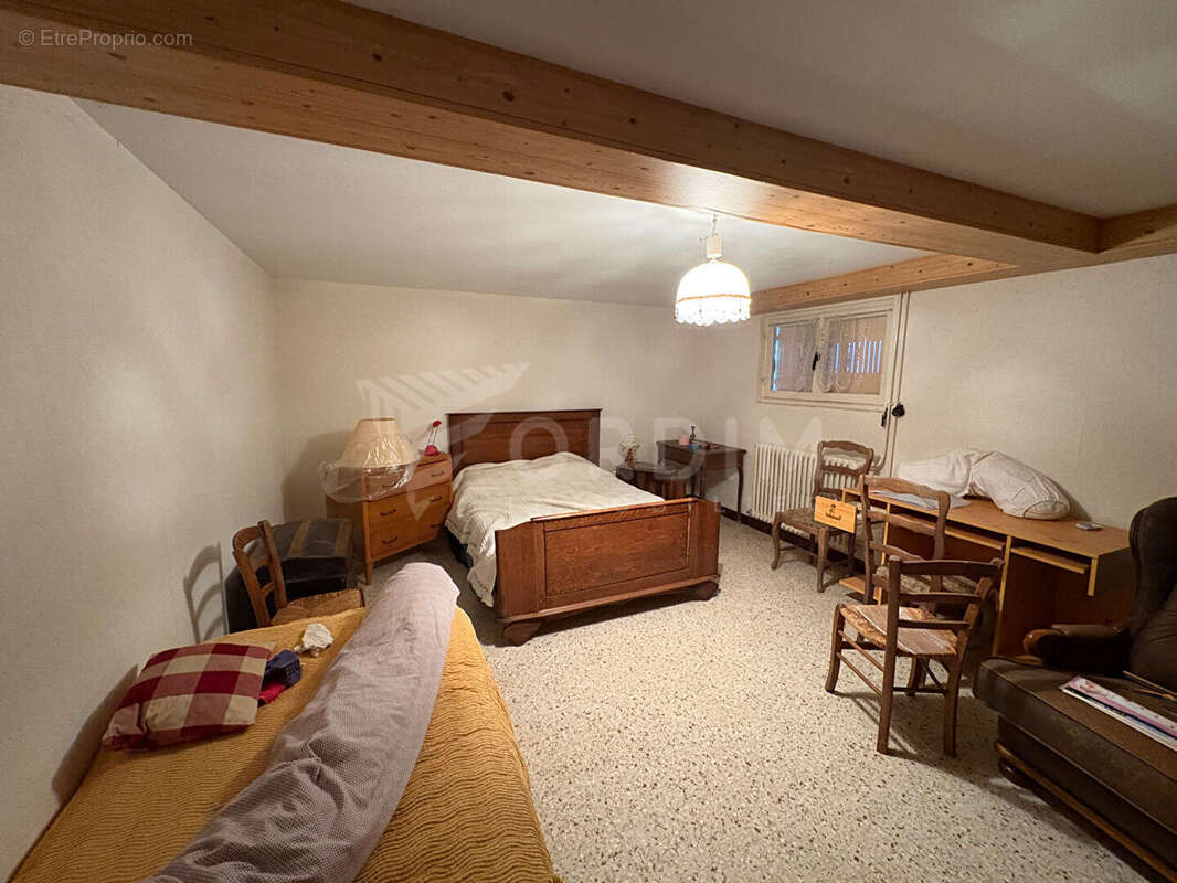 Maison à POILLY-SUR-SEREIN