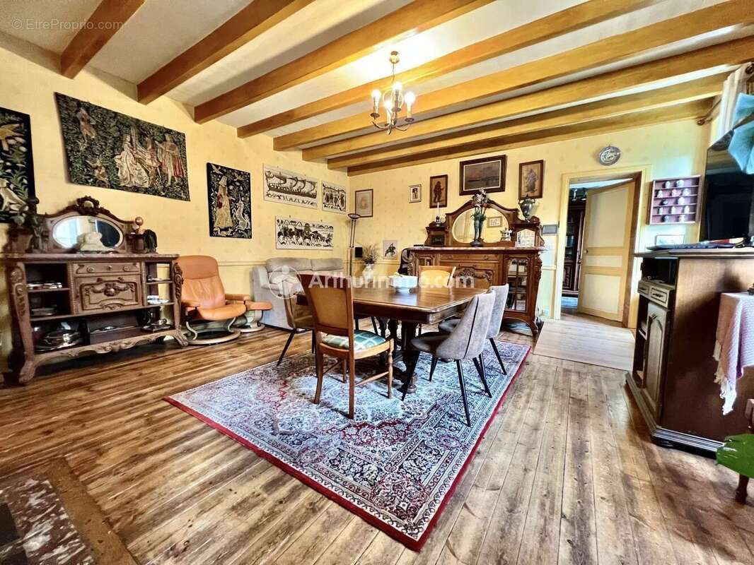 Maison à PUYROLLAND