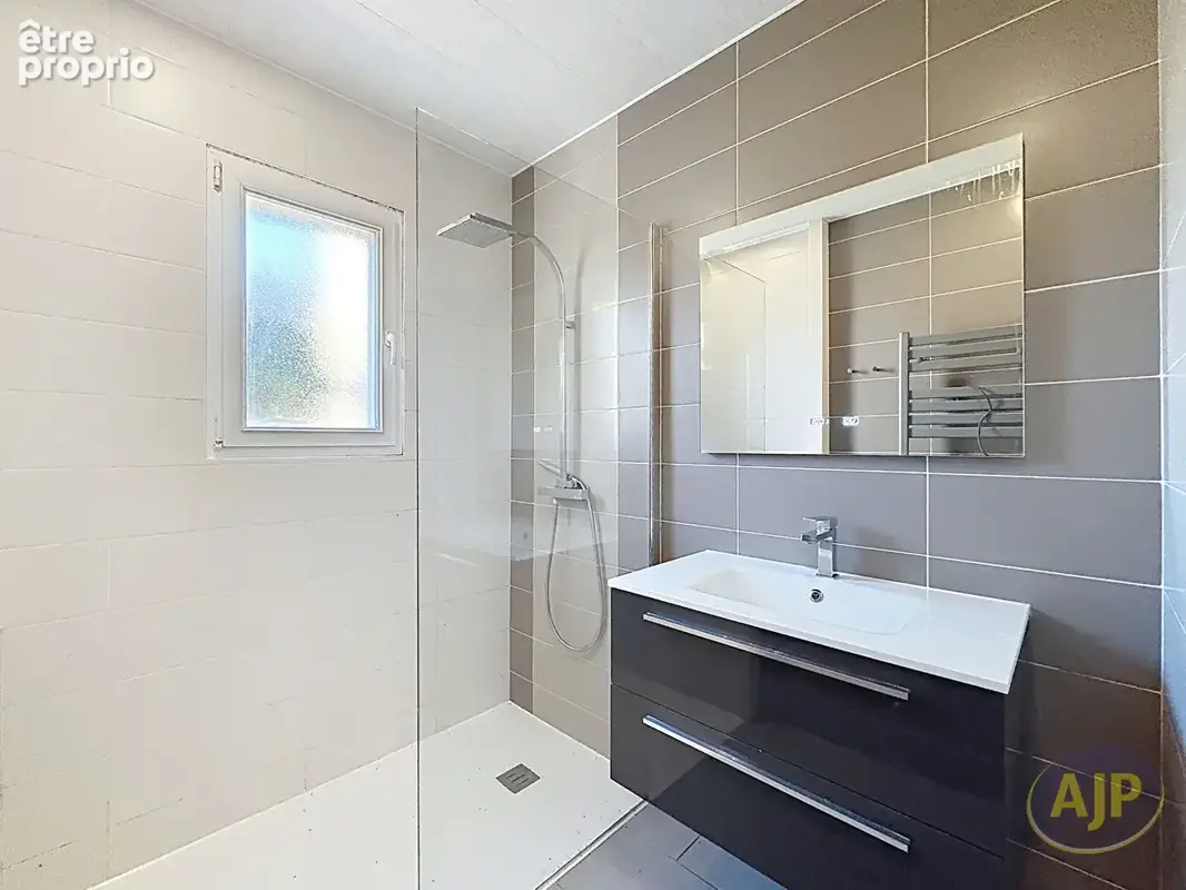 CORPE - Maison de plain-pied - Au calme - Piscine - photo 11