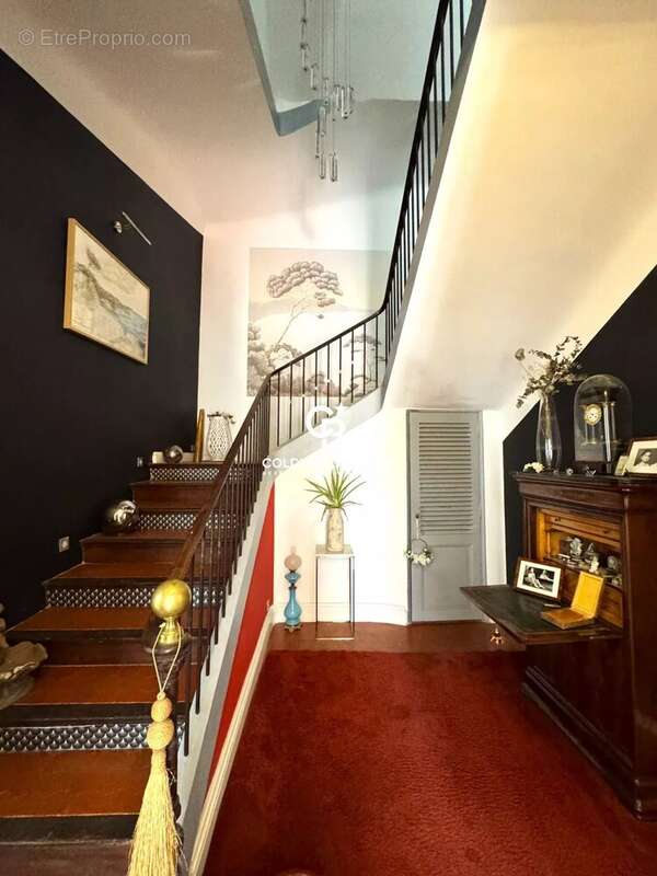 Appartement à LA CRAU