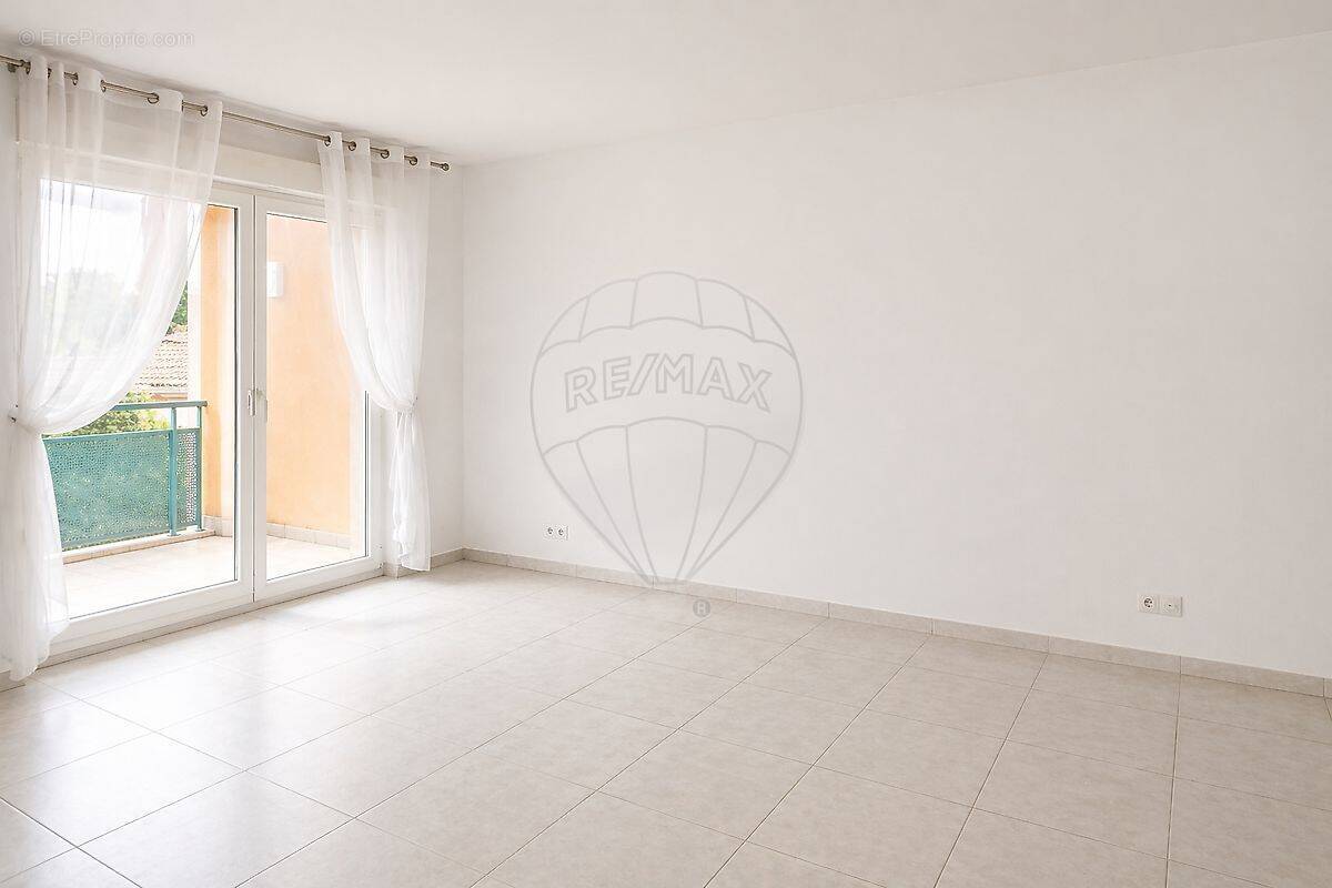 Appartement à AMNEVILLE