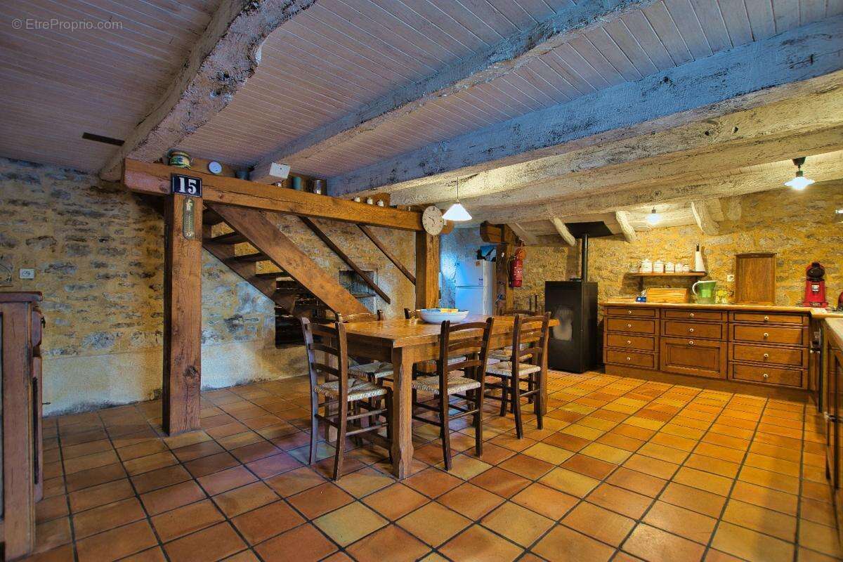 Maison à QUISSAC
