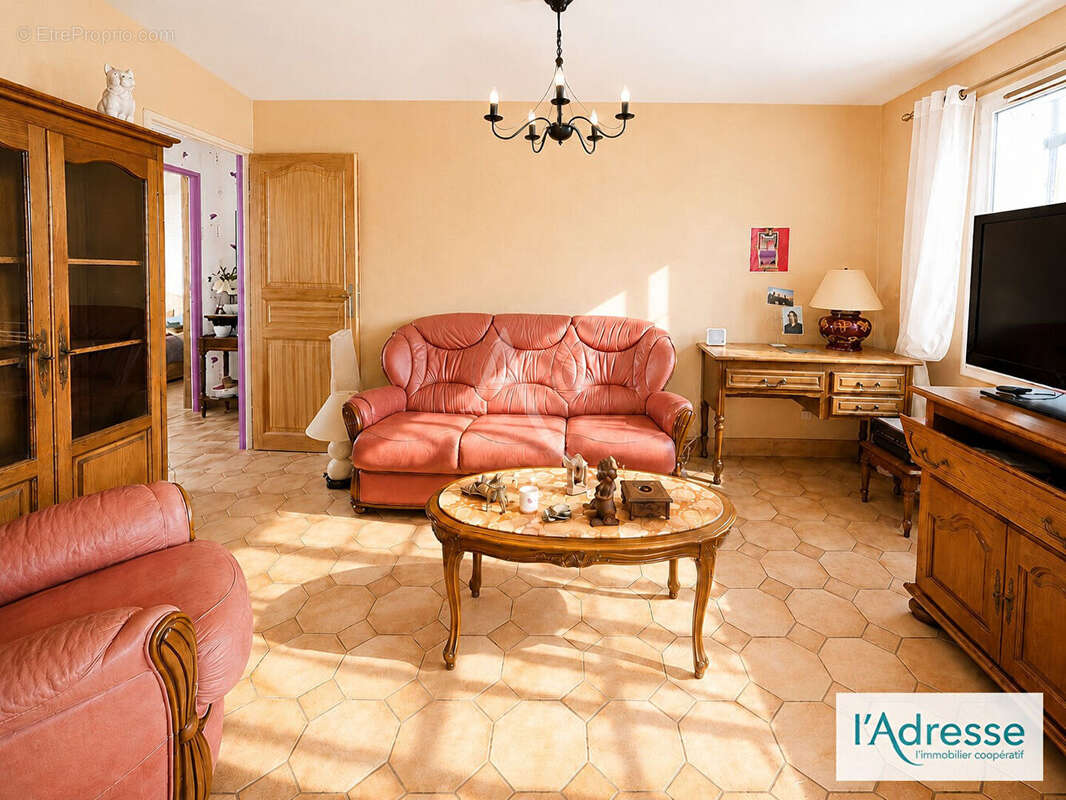 Maison à PERRIERS-SUR-ANDELLE