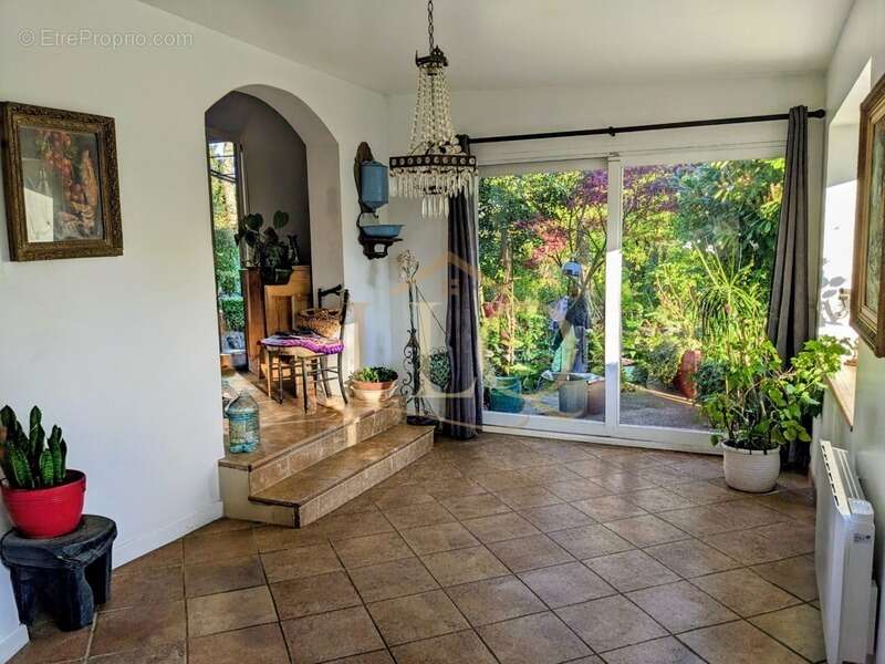 La Maison des Saisons - Maison familiale de 173 m² – 3 chambres – terrain paysager de 3 759 m² - Maintenon (28) - photo 8
