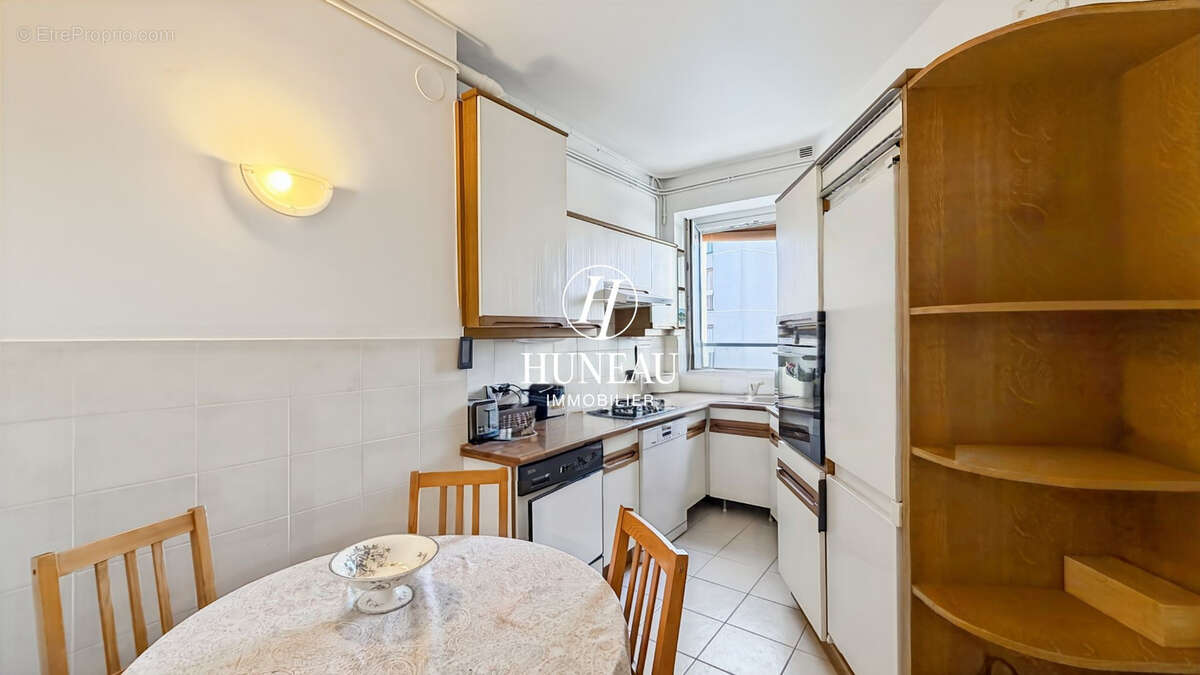 Appartement à PARIS-11E