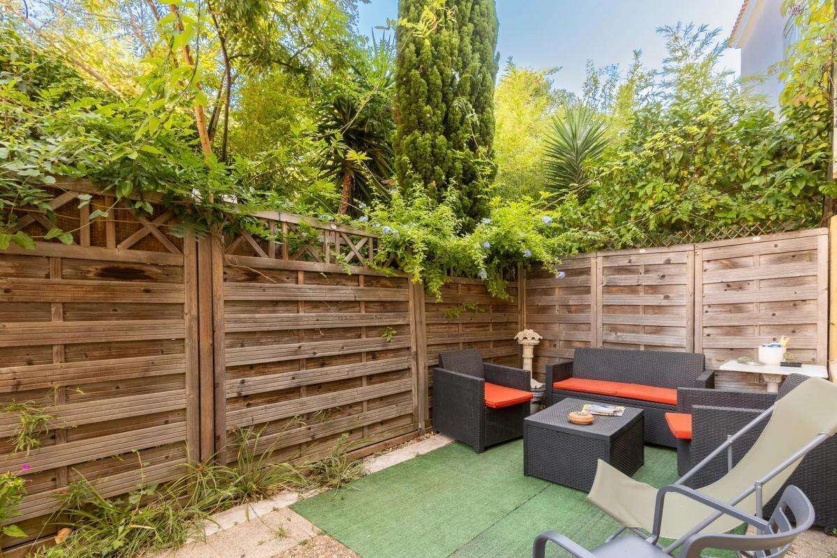 Appartement à SIX-FOURS-LES-PLAGES