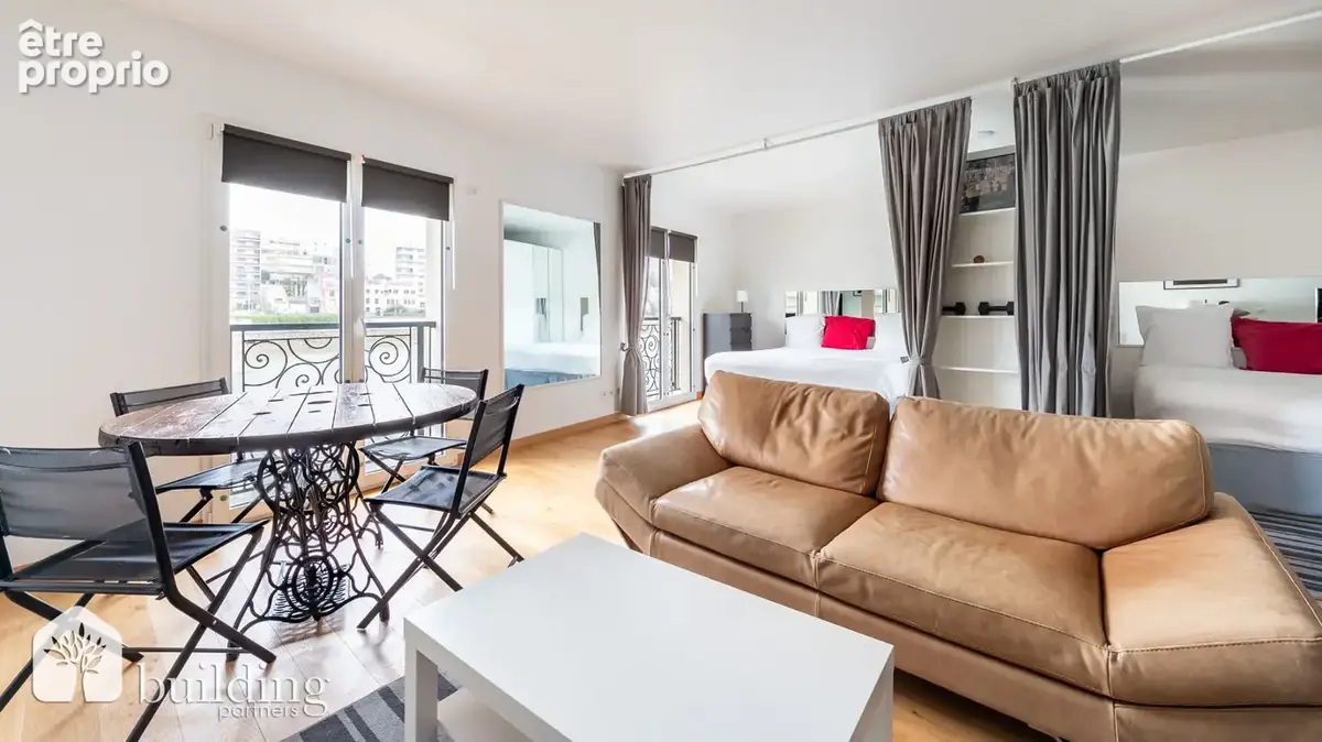 Appartement à NEUILLY-SUR-SEINE