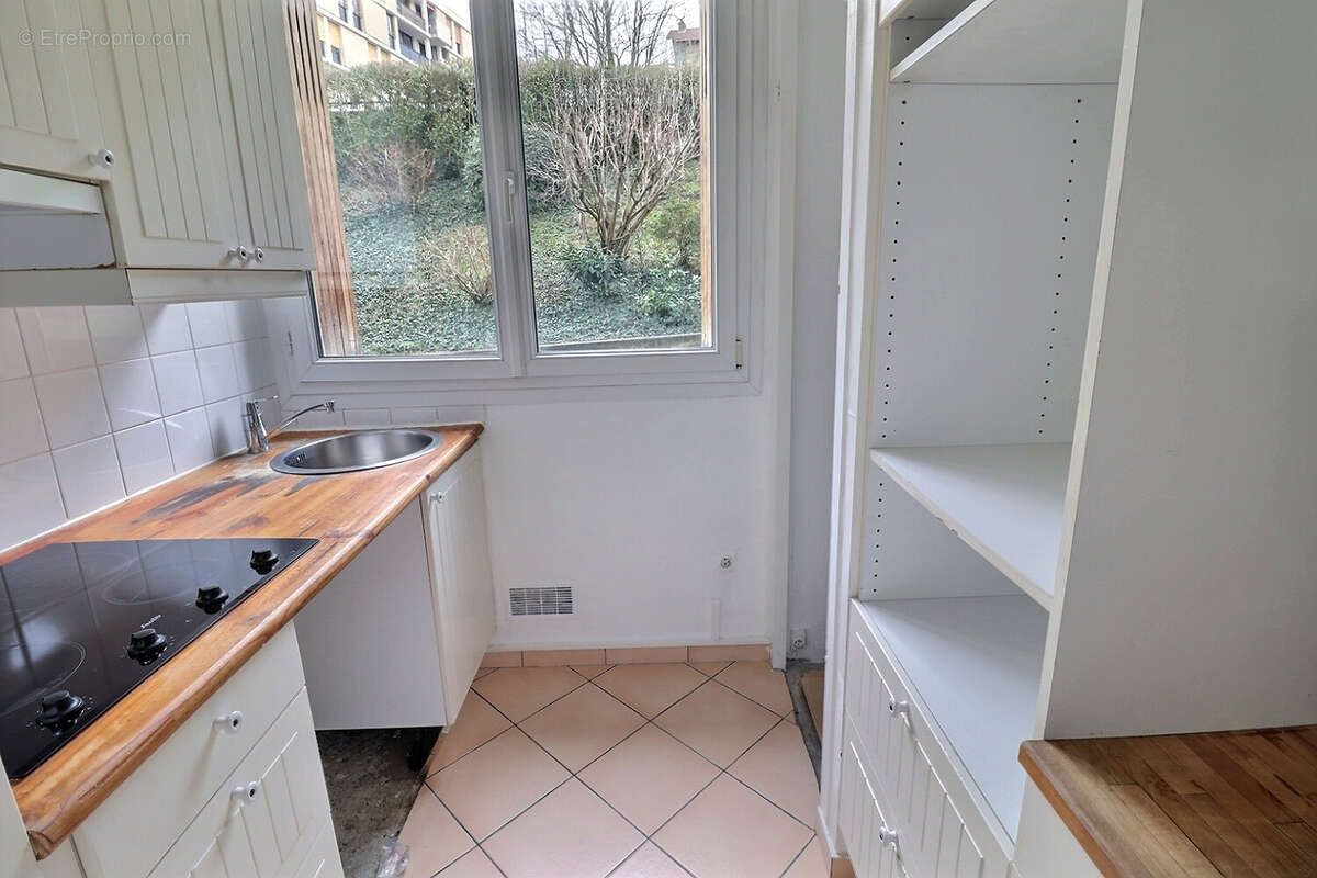 Appartement à CHAVILLE