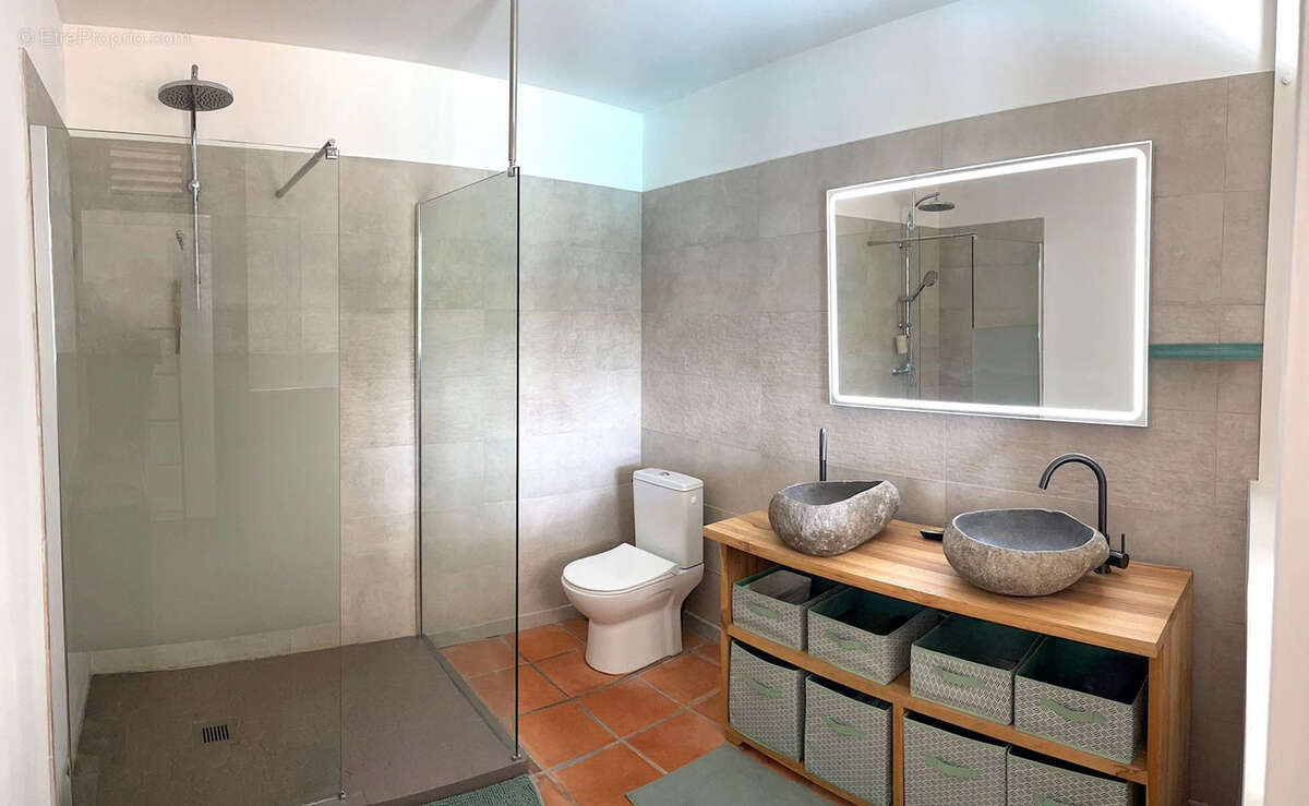 Maison à LES TROIS-ILETS