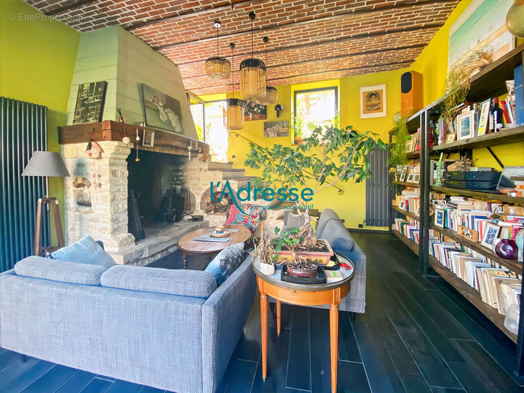 Maison à OINVILLE-SUR-MONTCIENT