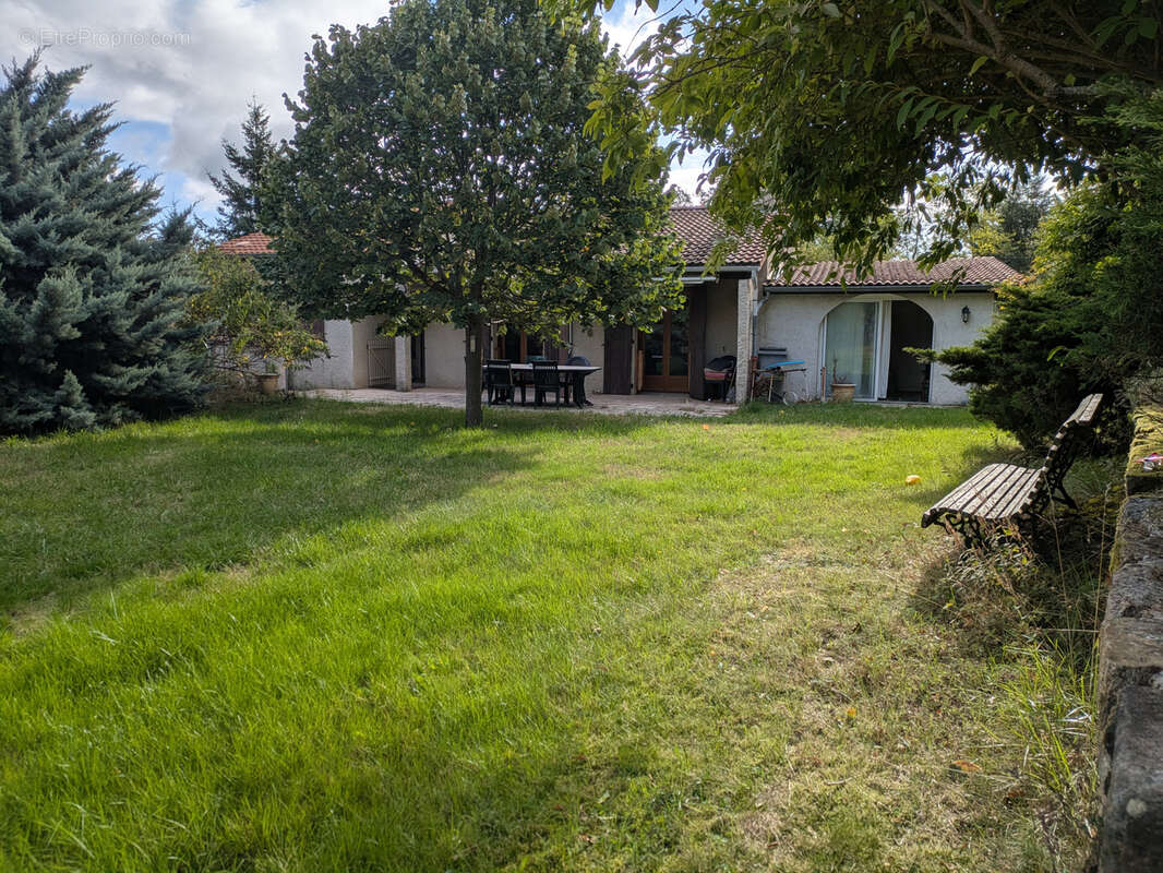 Maison à SAINT-ALBAN-D&#039;AY