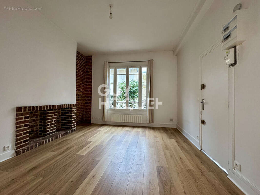 Appartement à TROUVILLE-SUR-MER