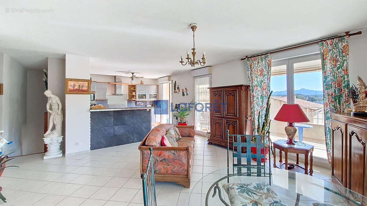 Appartement à MARSEILLE-11E