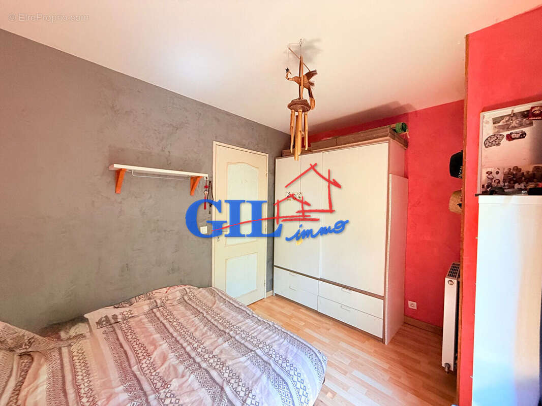 Appartement à SAVIGNY-LE-TEMPLE