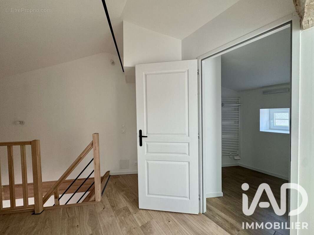 Maison 93 m² à Saint-Genis-De-Saintonge  - photo 6