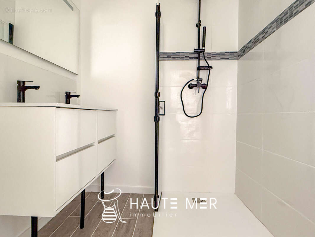 BELVEDERE - Appartement T4 au coeur de la ville - photo 4