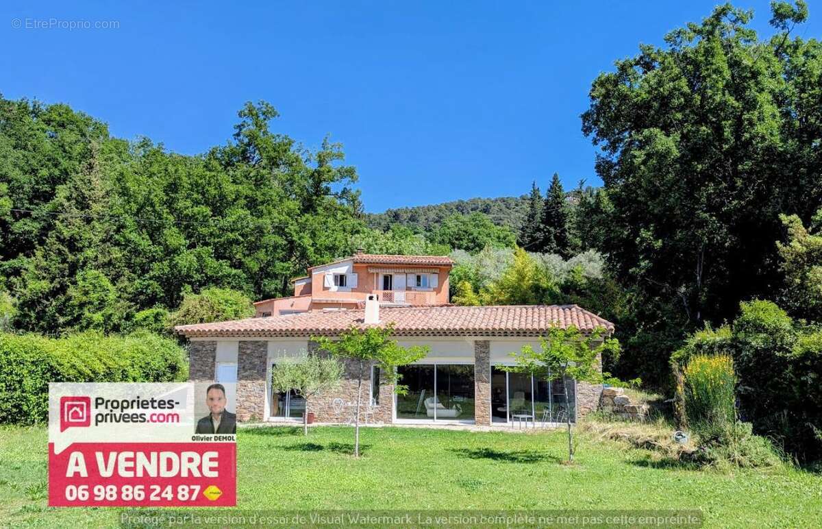 Maison à MONTAUROUX