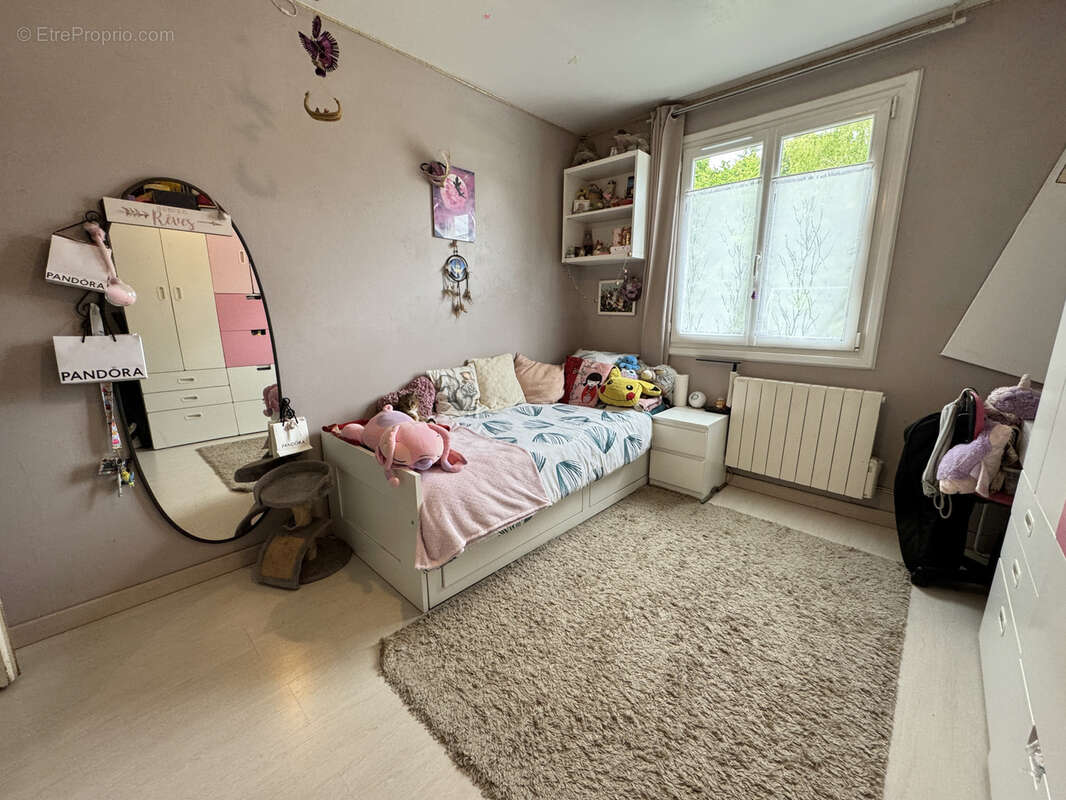 Maison familiale 5 chambres à 5 mn de la gare de Bueil - photo 13