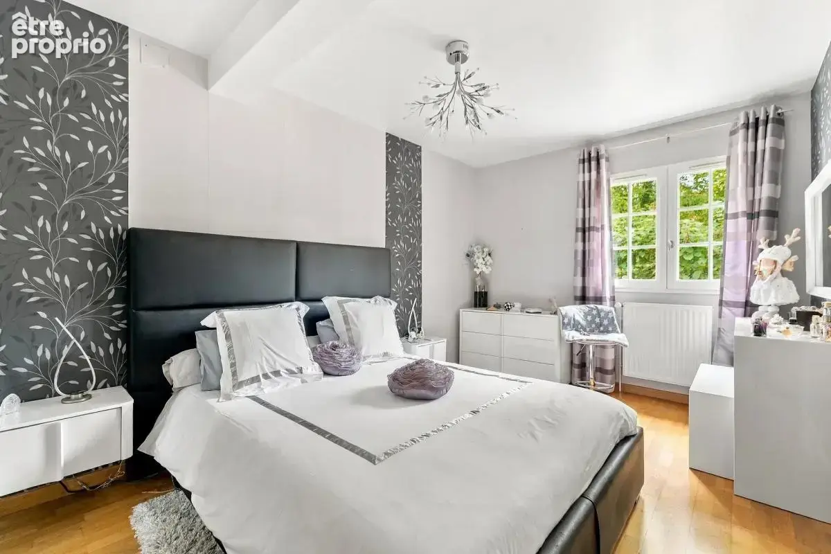 Maison de 5 pièces de 160 m² à Saint-Pierre-lès-Elbeuf - photo 6