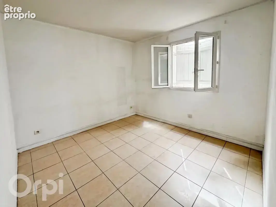 4 pièces avec terrasse, parking et cave - photo 6