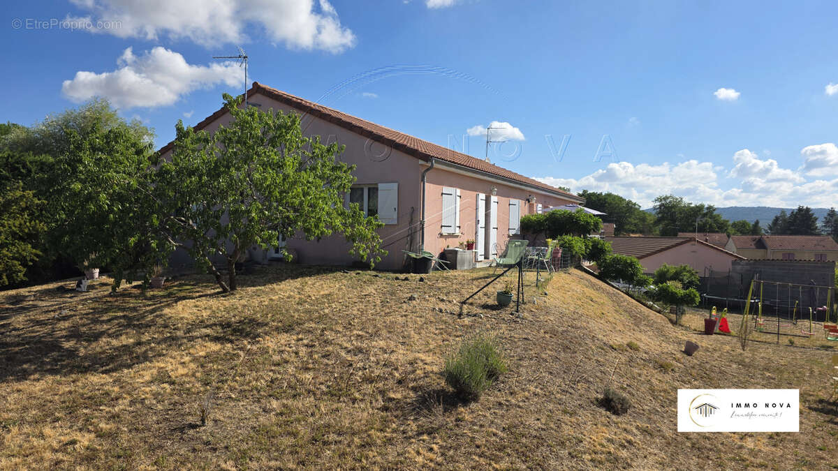 Maison à SAINTE-FLORINE