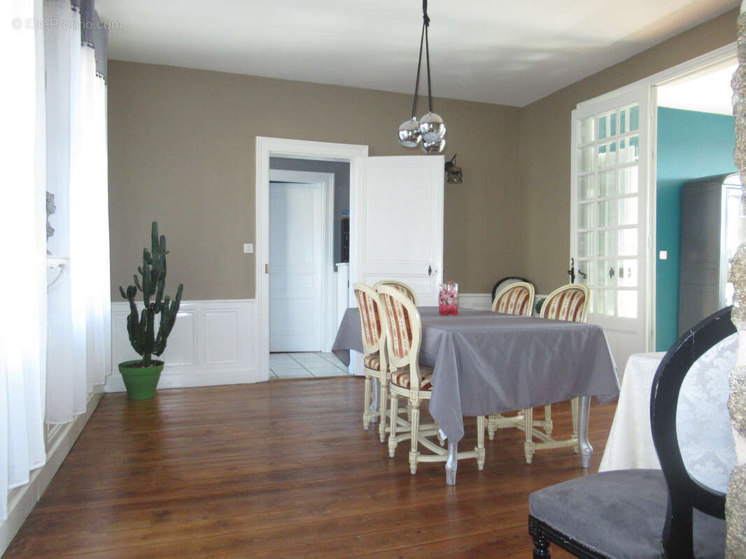 Maison à LA FERTE-MACE