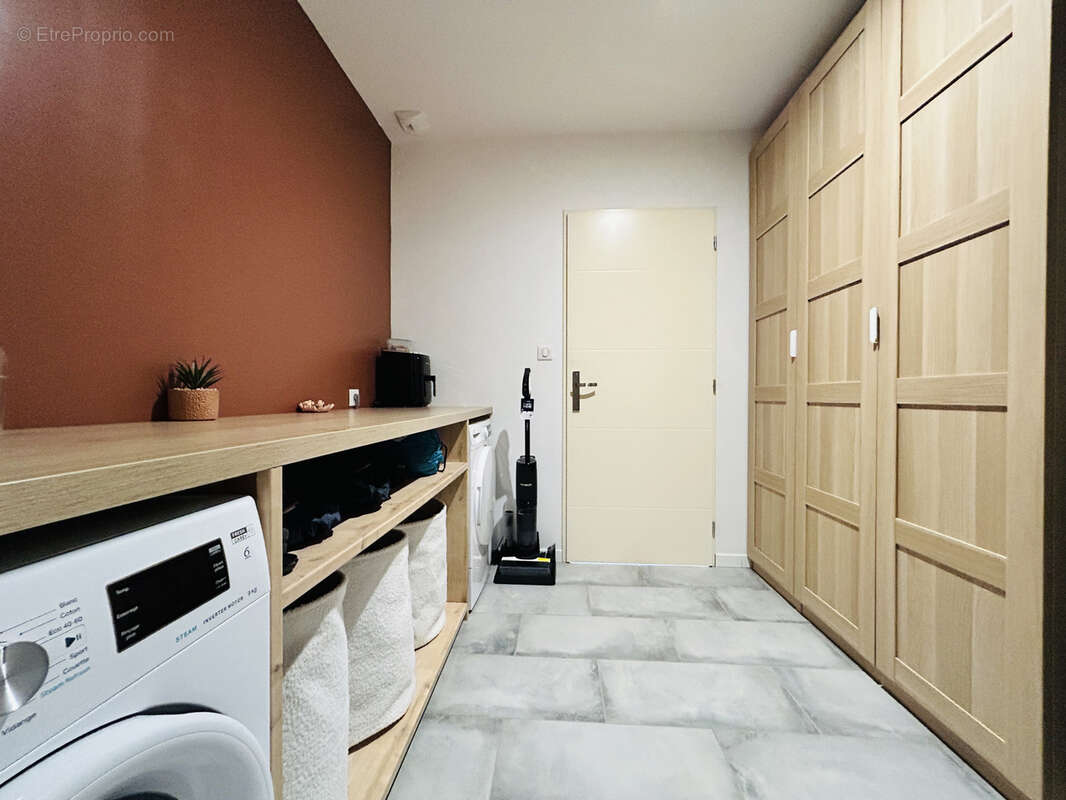 Maison à JARNAC-CHAMPAGNE