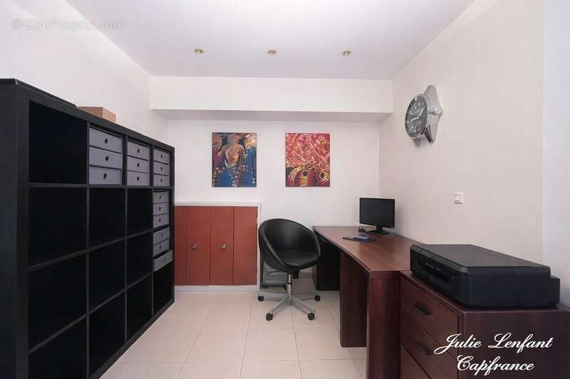 Maison à VIENNE-EN-VAL