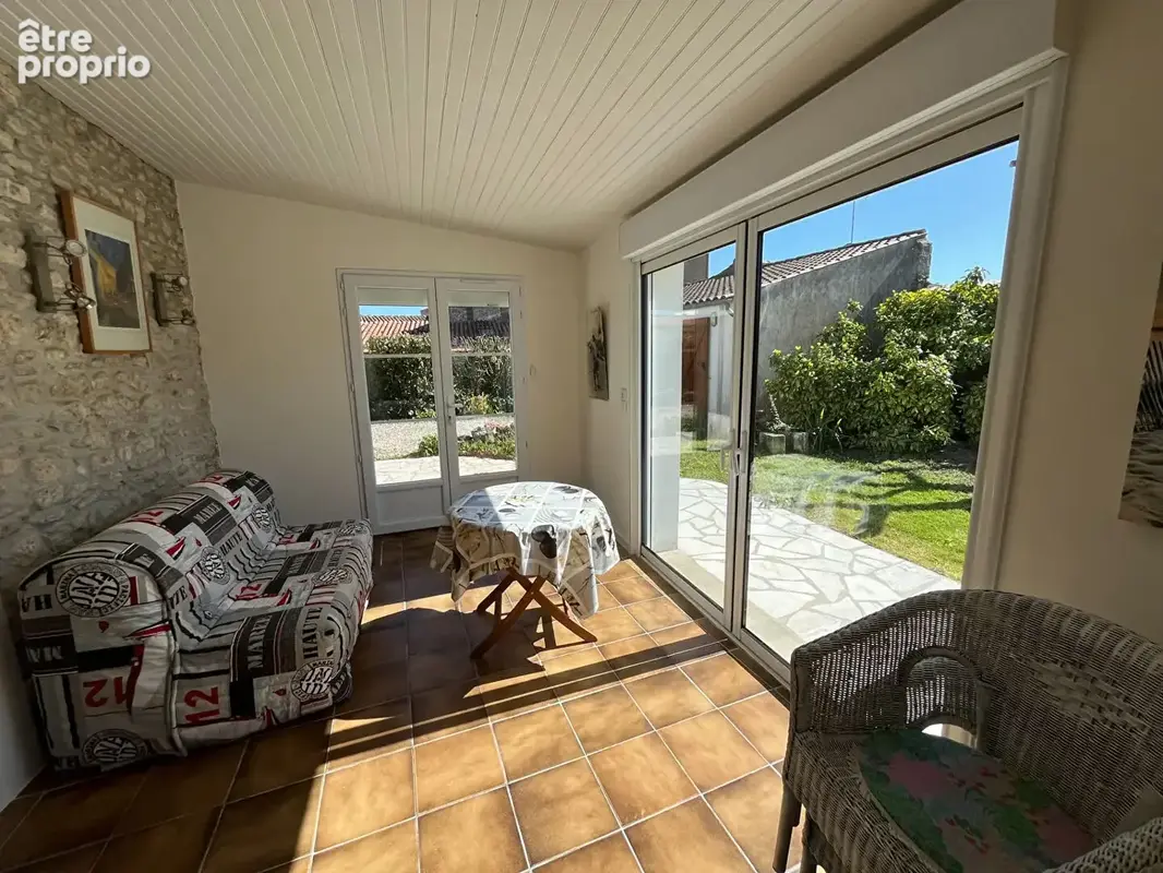 Charme et volumes pour cette maison familiale ! - photo 6