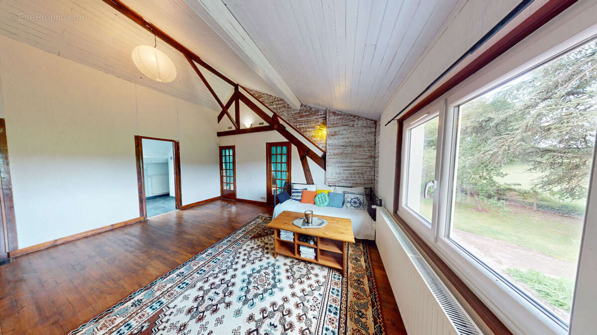 Maison de 230m² à Saint Chéron - photo 10