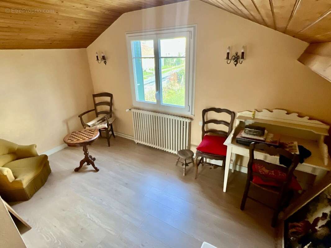 Maison à LE DORAT
