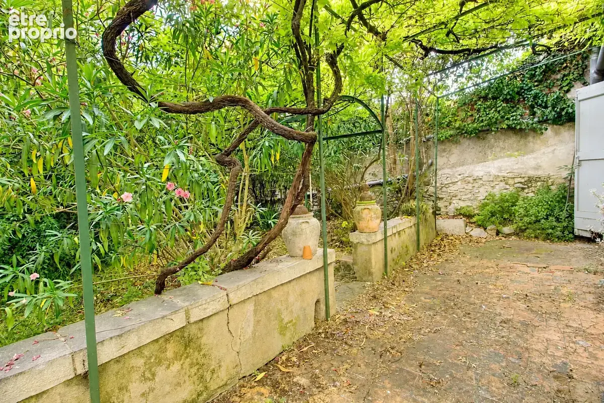 A VENDRE DRAGUIGNAN Appartement de 73 m² en rez-de-chaussée avec JARDIN et GARAGE - photo 1