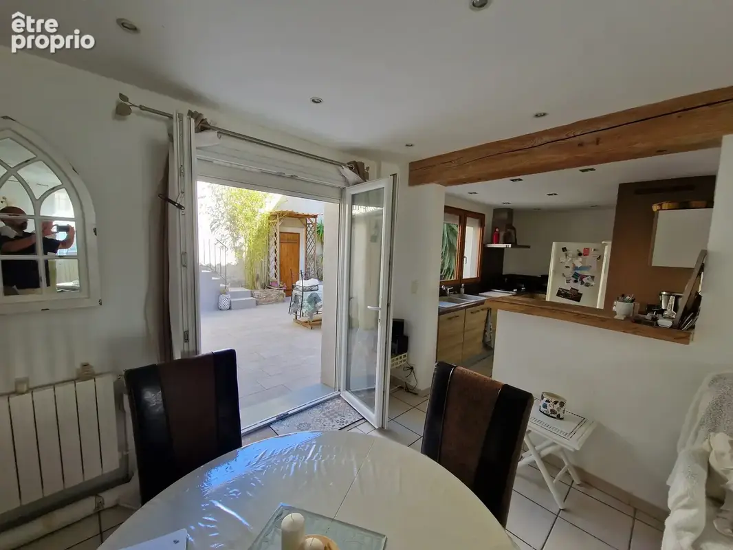 Maison de ville avec extérieurs- rares   Quartier Tribunal - photo 7
