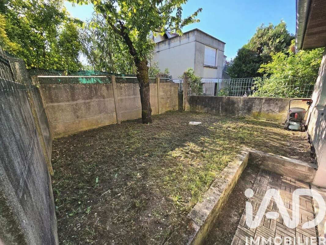 Photo 3 - Maison à LES PAVILLONS-SOUS-BOIS