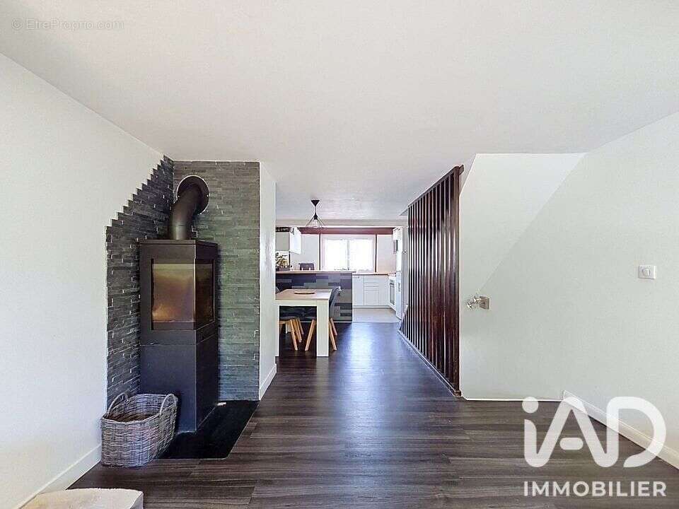 Maison 95 m² à Cesson  - photo 3