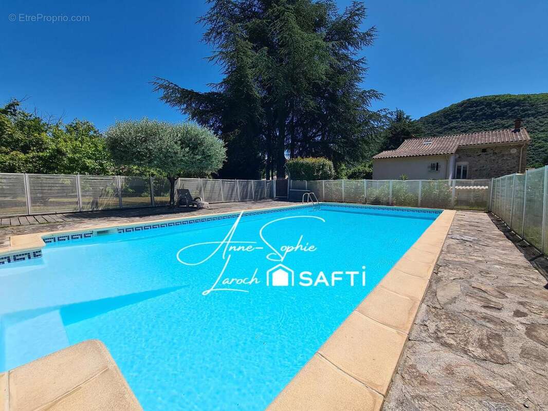 Photo 2 - Maison à BESSEGES