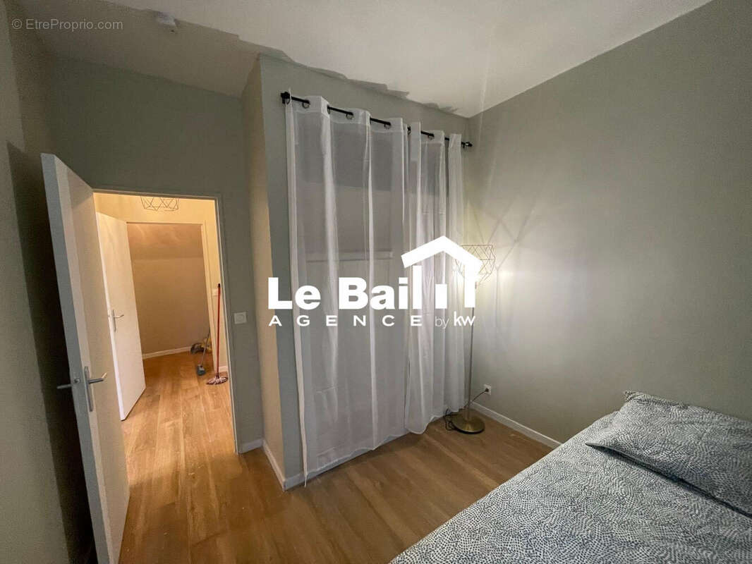 Appartement 43 m² à Osny  - photo 5